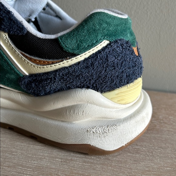 New Balance womens 57/40 Sneakers Size 6.5 Wide Retro Sneakerhead Favorite - Picture 9 of 12